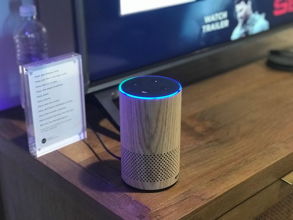 Amazon Echo: виртуальный помощник или правительственный шпион? Amazon Echo: виртуальный помощник или правительственный шпион?