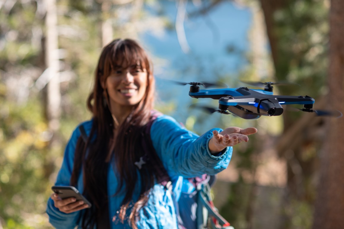 Беспилотник Skydio 2 - это прекрасное самообучающееся творение Беспилотник Skydio 2 - это прекрасное самообучающееся творение