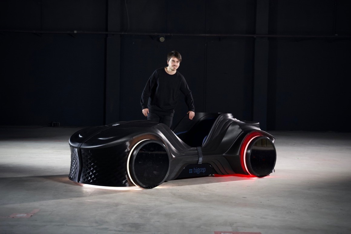 BigRep напечатали Loci - автономный электрический автомобиль BigRep напечатали Loci - автономный электрический автомобиль