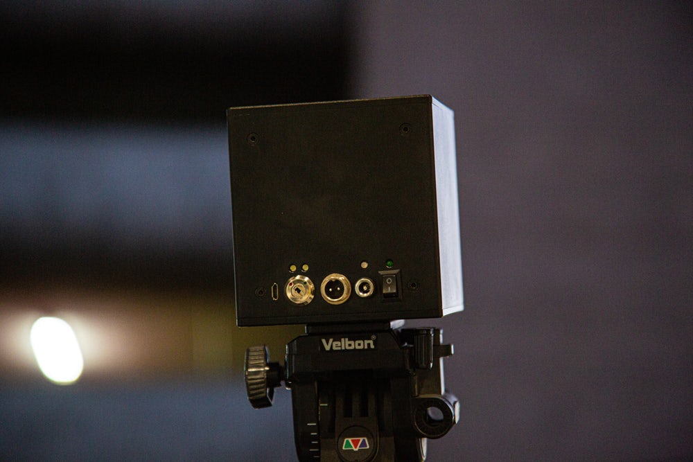 Обзор на Laser Cube самый маленький и первый в мире RGB-проектор Обзор на Laser Cube самый маленький и первый в мире RGB-проектор