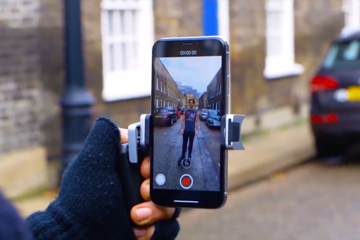 Shutter Grip 2 – держатель с кнопкой для запуска камеры на смартфоне цена Shutter Grip 2 – держатель с кнопкой для запуска камеры на смартфоне цена