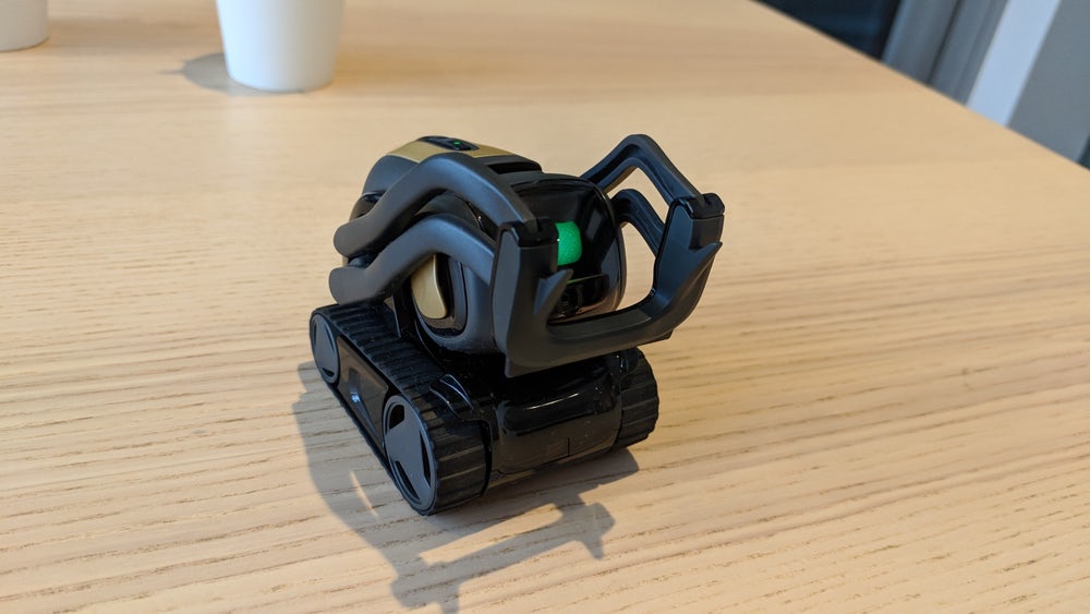 Vector от Anki - домашний робот Vector от Anki - домашний робот