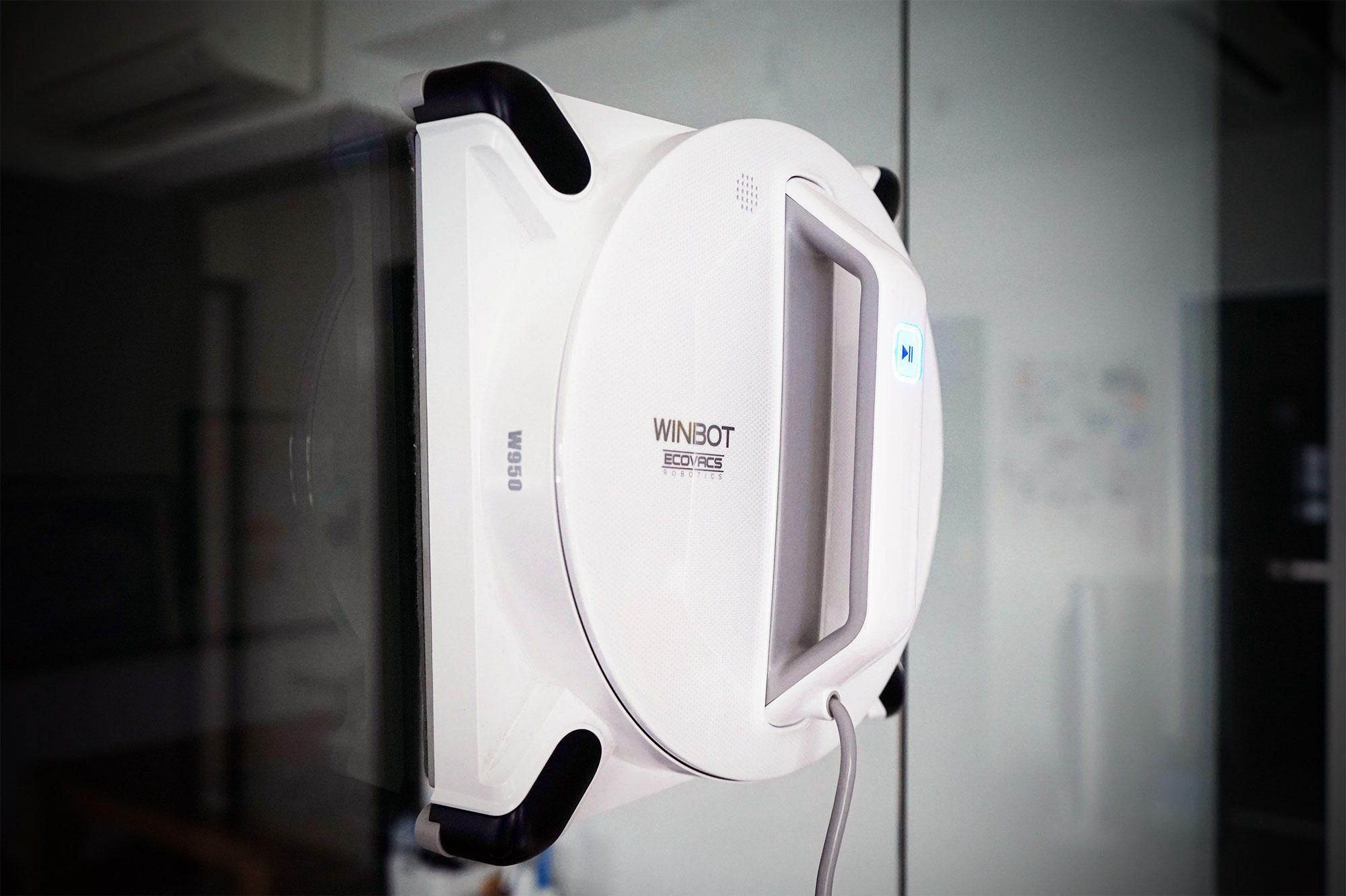 Ecovacs Winbot 950 робот для мойки окон