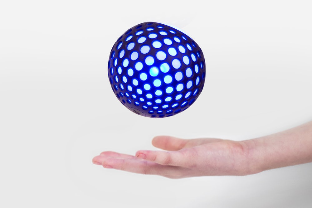 Hackaball учит детей Hackaball учит детей