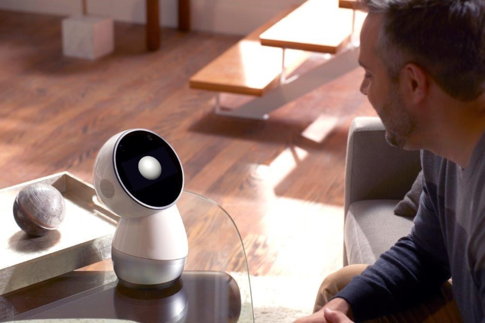 Jibo Music приносит iHeartRadio социальному роботу Jibo Music приносит iHeartRadio социальному роботу