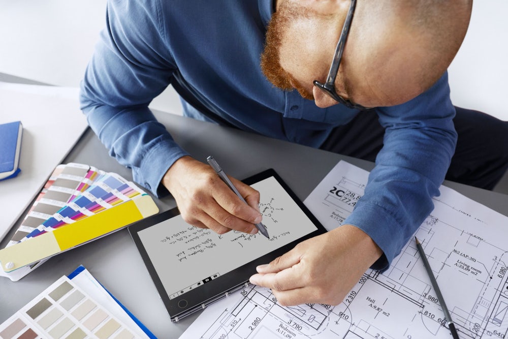 Новинка Windows Yoga Bookr Новинка Windows Yoga Book