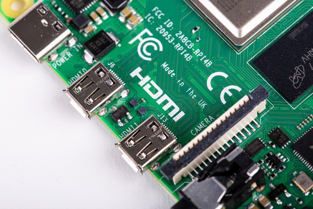 Новая плата памяти – Raspberry Pi 4