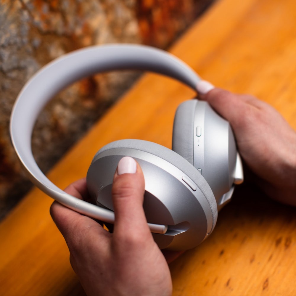 Bose представляет новые флагманские наушники с шумоподавлением Bose представляет новые флагманские наушники с шумоподавлением