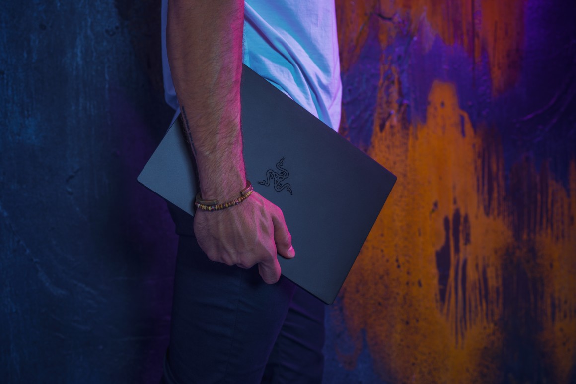 Razer анонсировали новый 13-дюймовый портативный ноутбук Blade Stealth Razer анонсировали новый 13-дюймовый портативный ноутбук Blade Stealth