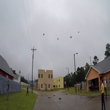 Двигаются как рой дроны DARPA OFFSET