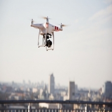 Новые беспилотники DJI со встроенными детекторами для самолетов и вертолетов