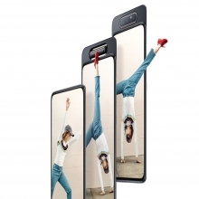 Samsung A80 использует вращающуюся камеру чтобы убрать вырез в дисплее