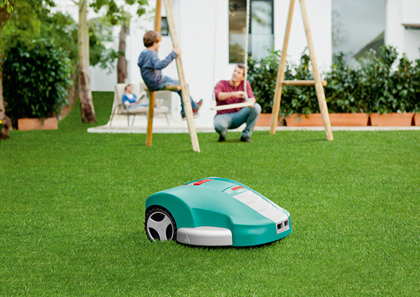 Робот газонокосилка Bosch Indego Робот газонокосилка Bosch Indego