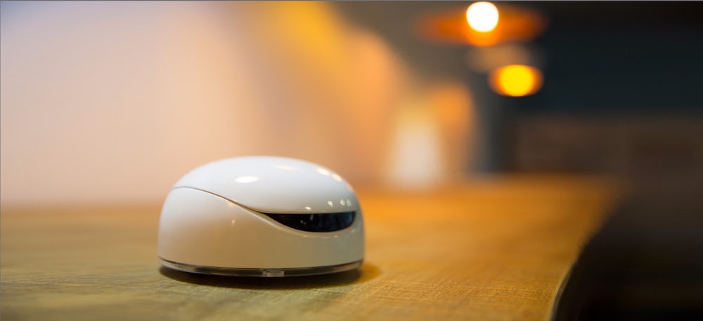 Робот Vortex играет с детьми и учит их программировать Робот Vortex играет с детьми и учит их программировать