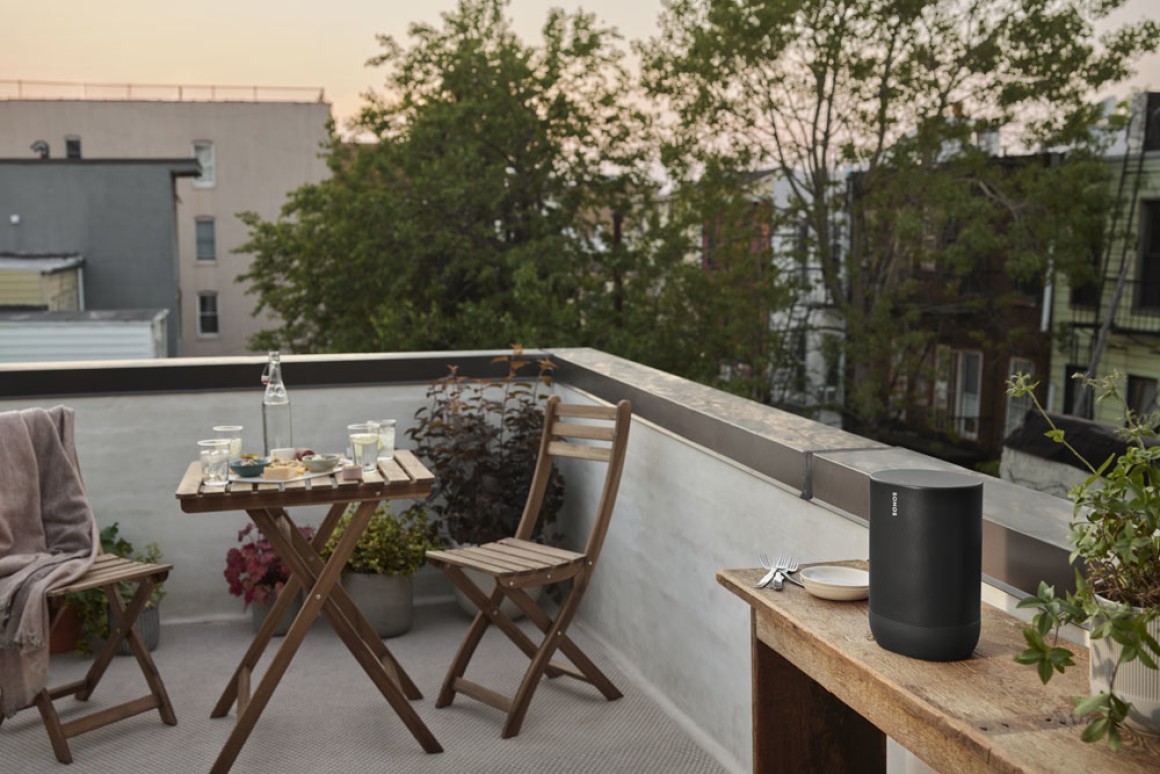 Sonos вновь выходят на рынок с их новым портативным динамиком Move Sonos вновь выходят на рынок с их новым портативным динамиком Move