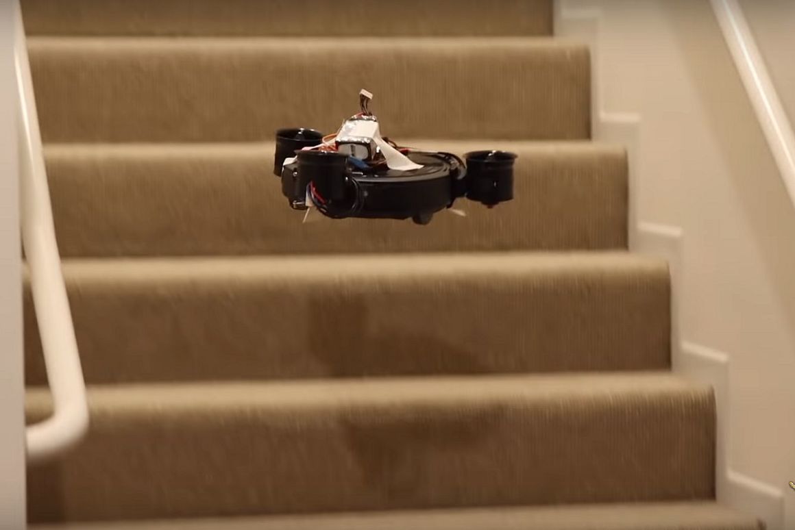 Ступеньки больше не станут препятствием для роботов-пылесосов Roomba Ступеньки больше не станут препятствием для роботов-пылесосов Roomba