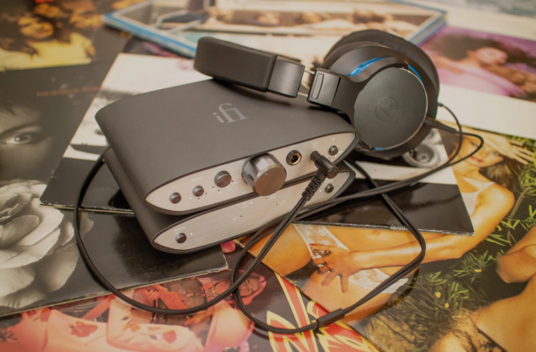 iFi Audio представила свой новый фонокорректор iFi Audio представила свой новый фонокорректор