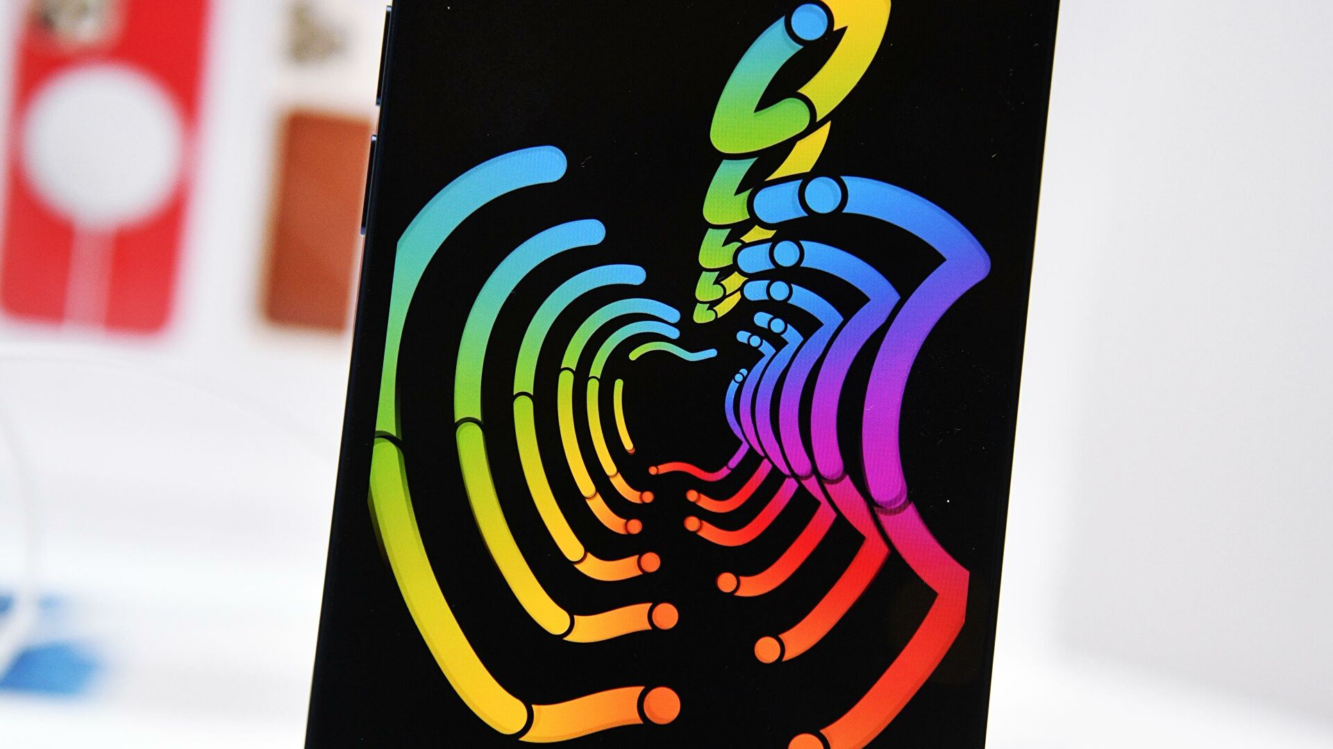 IPhone с гибким экраном